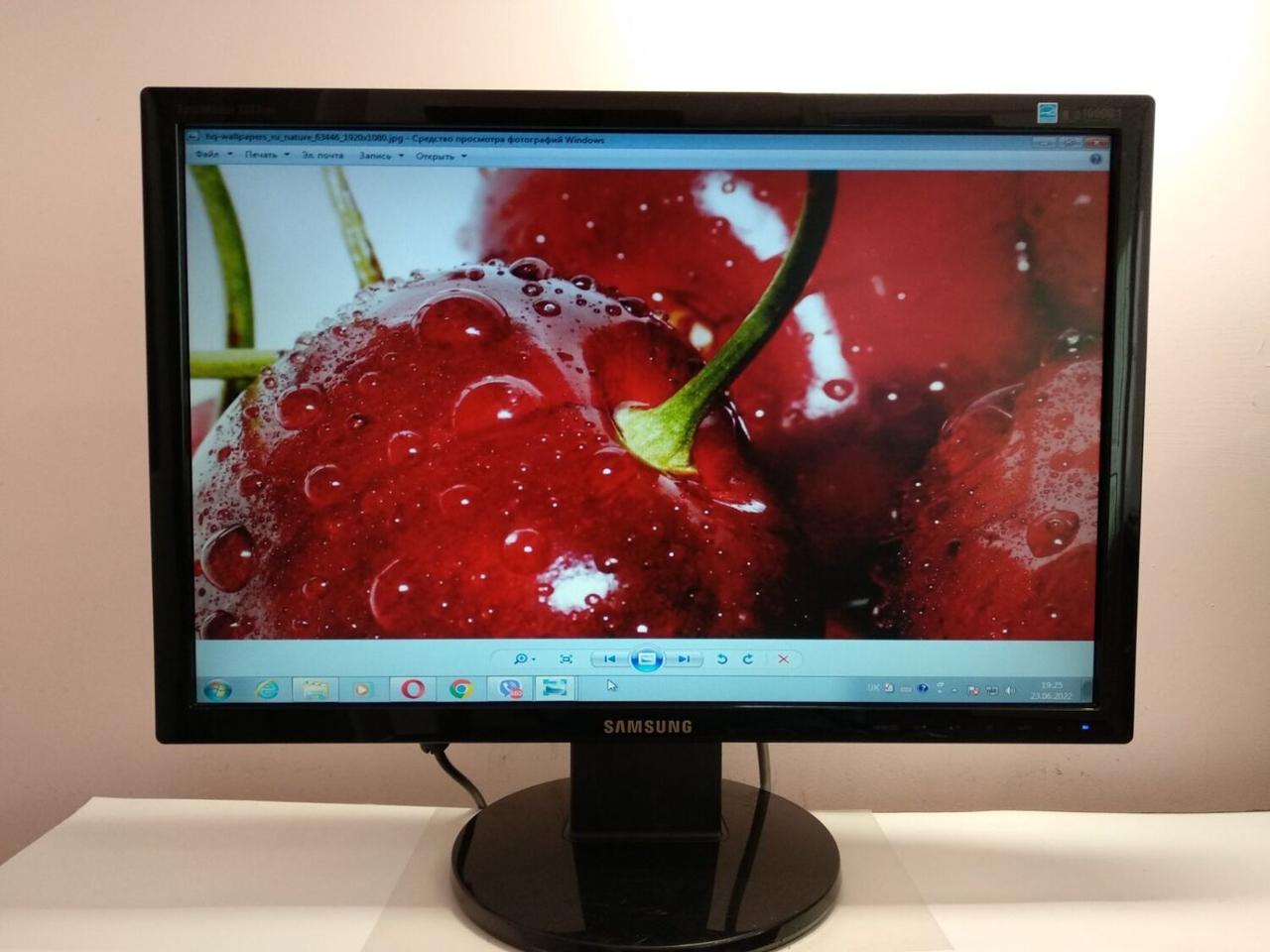 Монитор Samsung SyncMaster 2243LNX / 22" (1680x1050) TN / 1x VGA (ID ...