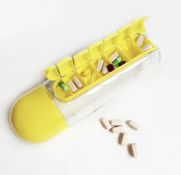 Пляшка для води з органайзером для таблеток жовта 600 мл, фото 1