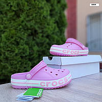 Crocs Женские шлепки розовые. Женские тапки Крокс розовые. Шлепанцы Crocs розового цвета на лето