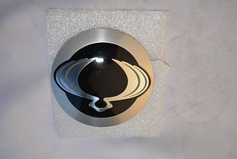 Емблема капота Ssang Yong Kyron 2005-