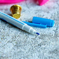 Маркер стирається для тканини з гумкою/колір блакитний/замовлення від 1 шт.