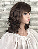 Парик средний для женщин коричневый до плеч стрижка 421-6 с челкой и пробором, фото 2