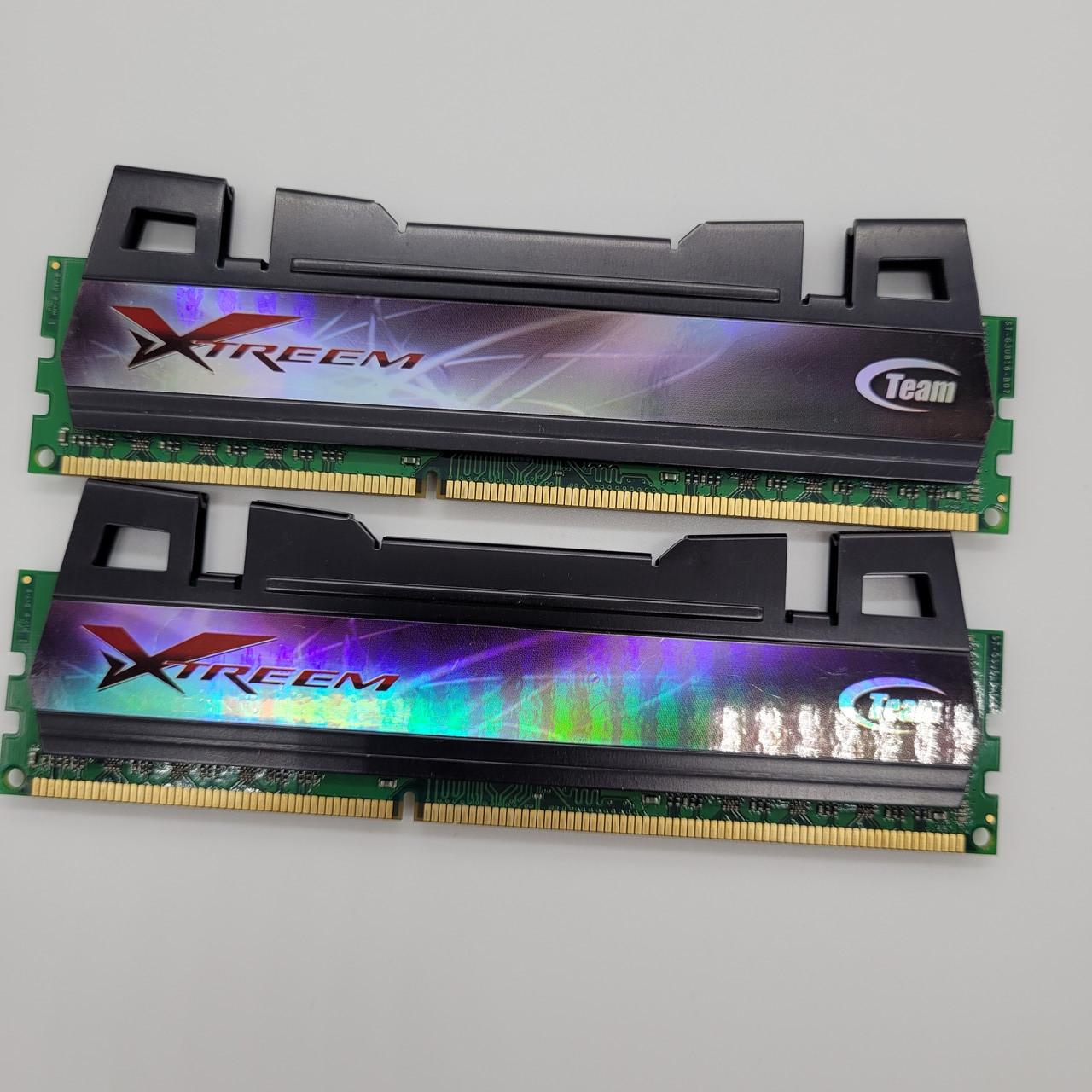 Пара оперативної пам'яті Team Xtreem DDR3 8Gb (2x4Gb) 1600MHz 12800U CL9 (TXD34096M1600HC9-D) Б/В