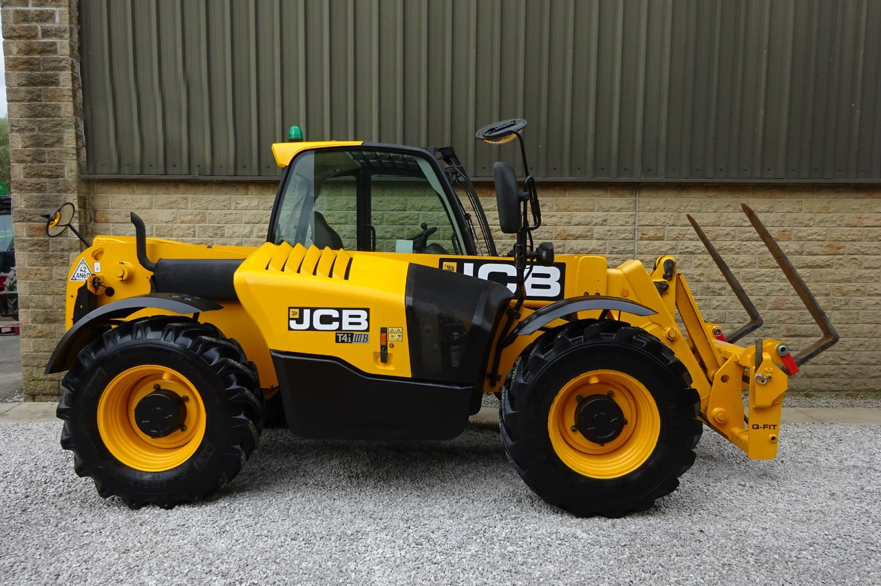 Телескопічний навантажувач JCB 531-70 2016 року