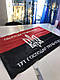 Прапор Упа на вулиці, на стіні червоно-чорний, фото 2