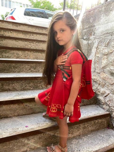 ✨週末セール✨GUCCI ワンピース サイズ6 120 ハンガー＆カバー付　子供 ✨週末セール✨GUCCI ワンピース サイズ6 120 ハンガー＆カバー付 子供