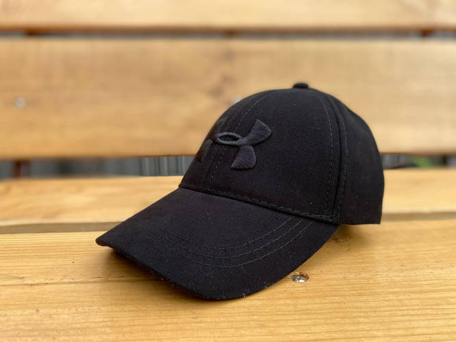 Кепка чёрная Under Armour с черным логотипом, бейсболка Андер Армор ...