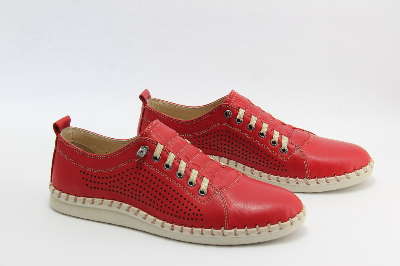 Мокасини жіночі Aras Shoes 6019-kirmizi червоні на низькому ходу