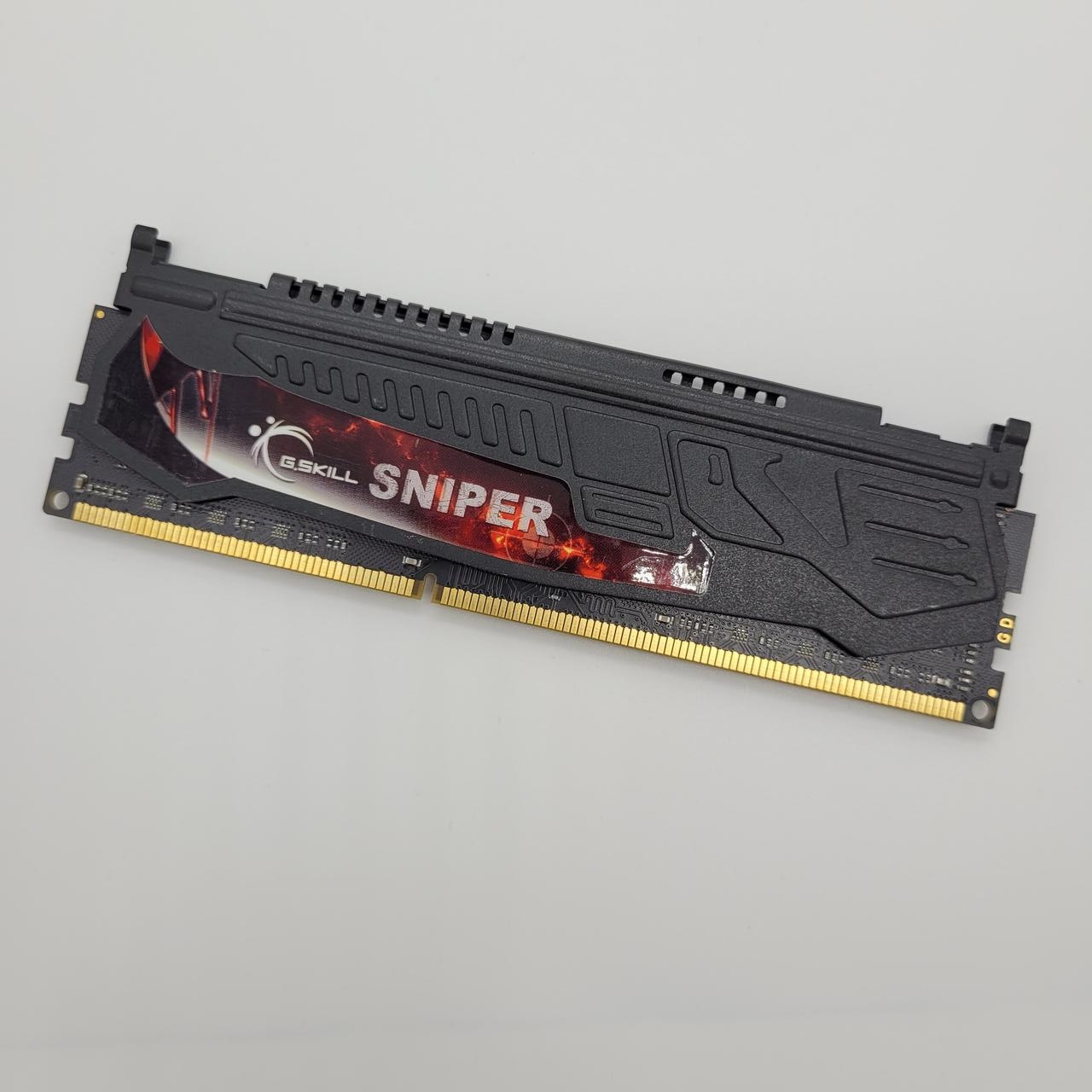 Оперативна пам'ять G.Skill Sniper DDR3 8Gb 1866MHz PC3-14900U 2R8 CL9 (F3-1866C9D-16GSR) Б/В
