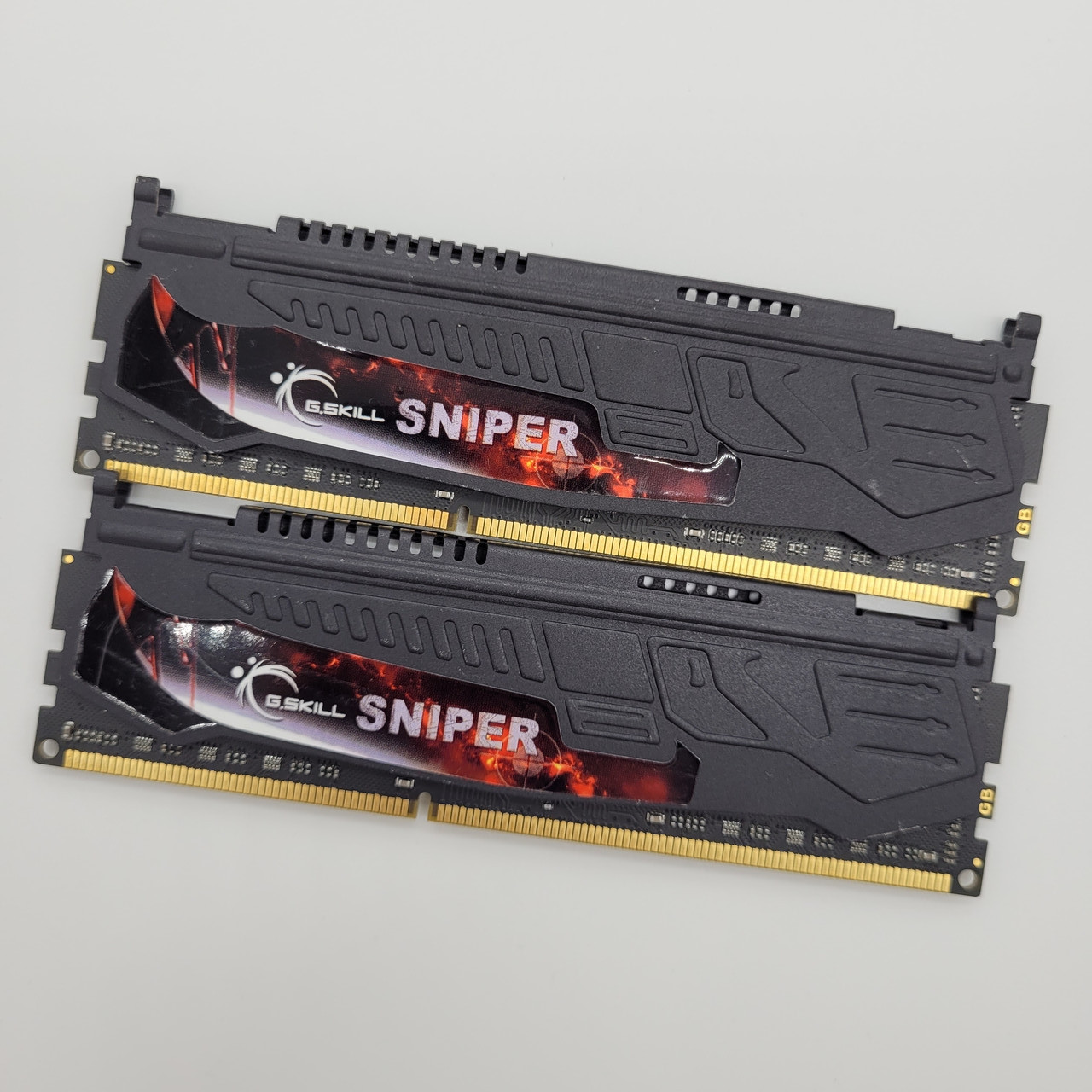 Комплект оперативної пам'яті G.skill Sniper DDR3 8Gb (2*4Gb) 1600MHz PC3-12800 2R8 CL9 (F3-128CL9D-8GBSR) Б/В