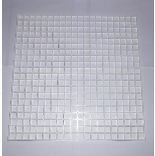 Пластикова сітка (біла) см 31 х 31