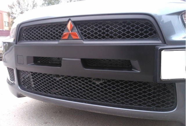 Ніздрі EVO Style в бампер Lancer X (2007-2011)