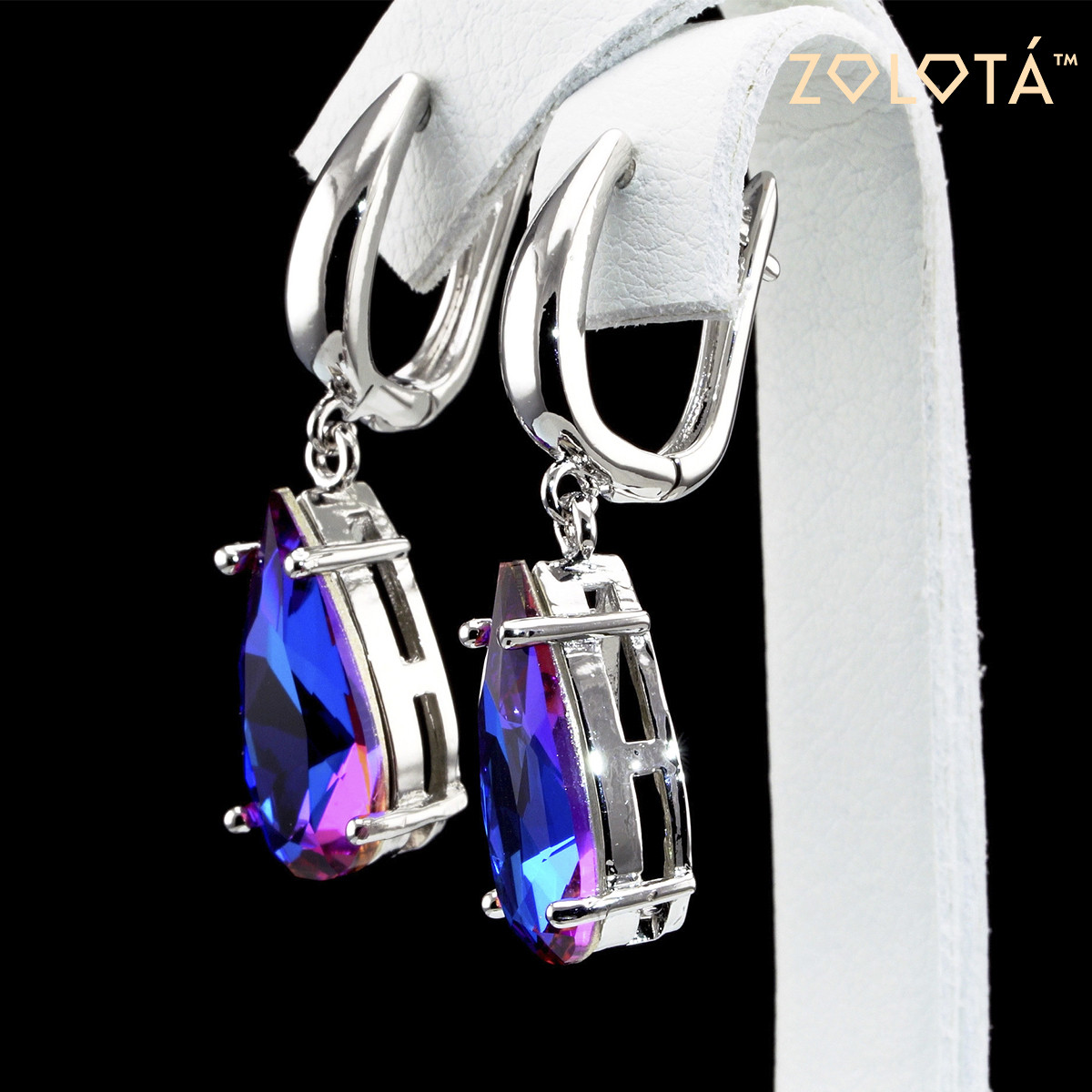 Серьги Zolota, размер 38х10 мм, кристаллы Swarovski сине-фиолетового цвета, вес 6 г, родий, ЗЛ01455 (1) - фото 2 - id-p1644998574