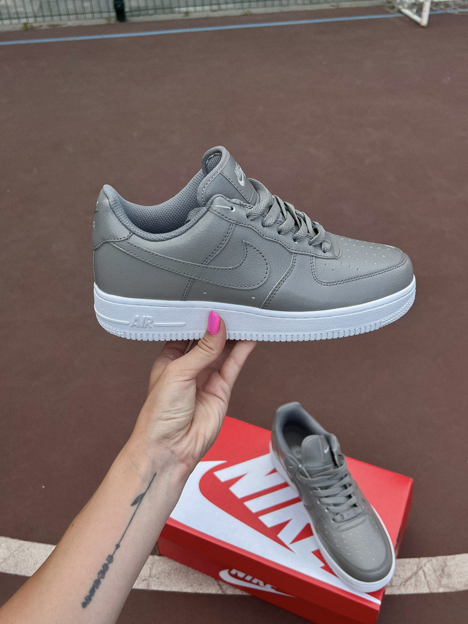 Grey and white nike air force 1 best sale