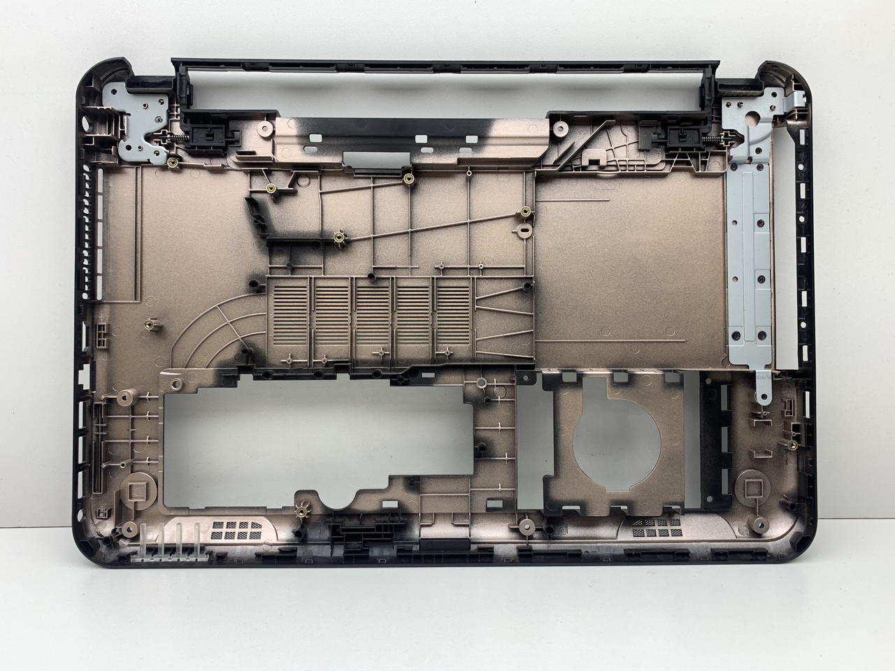 Dell Inspiron 3521, 3537, 5521, 5535, 5537, M531r Corps D (нижня частина справи) Чорний новий $