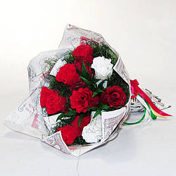 Букет з цукерок Троянди 11 червоно-білі 4149IT, World-of-Toys