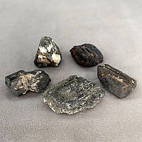 Камень натуральный необработанный чёрный Турмалин (Шерл) цена за 1 шт (~25-30 мм) вес 15-20 г
