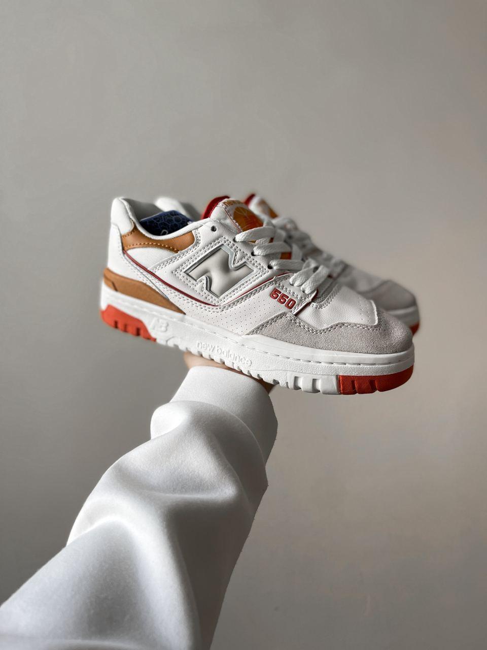 Кросівки жіночі Нью Беленс 550. Модні жіночі кроси New Balance 550.