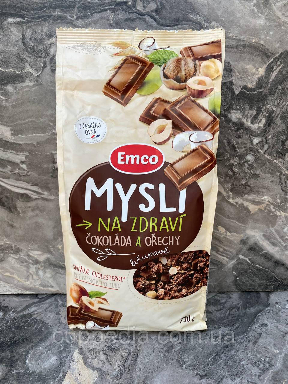 Мюслі Emco Crunchy Muesli лісовий горіх і шматочки шоколаду без пальмової олії 750 гр