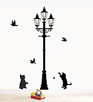 Інтер'єрна вінілова наклейка на стіну Кошенята біля ліхтаря (кішки, птахи)