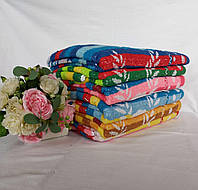 Яркое банное полотенце из махри в полоску с цветочным принтом 140х70 см "Емилия"