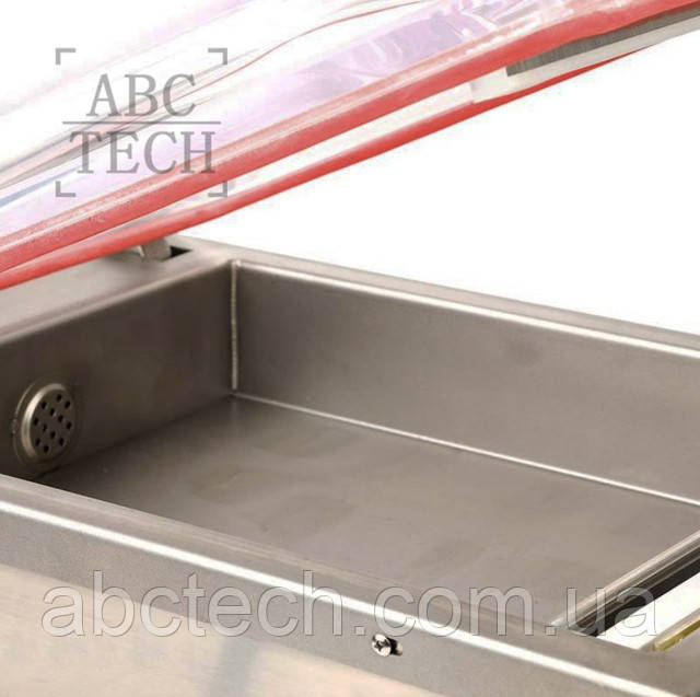 Камера вакуумного запайщика всередині Камера вакуумного запайщика всередині