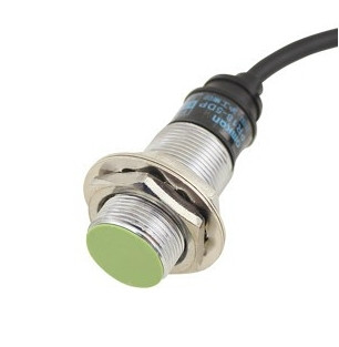 Датчик наближення індуктивний 5 мм, прихований, різь М18, PNP, нормально відкритий