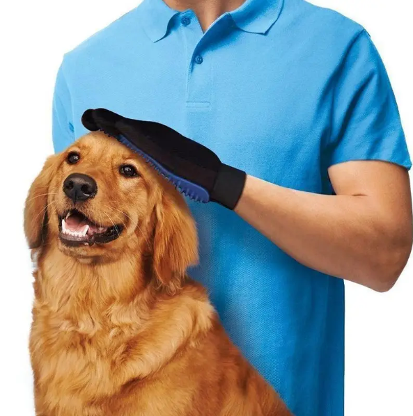 Перчатка для вычесывания шерсти True Touch (Pet Glove) | Перчатка Тру Тач для массажа животных - собаки, кота - фото 4 - id-p1646140803