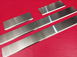 Накладки на пороги Renault Megane 2 2002-2008