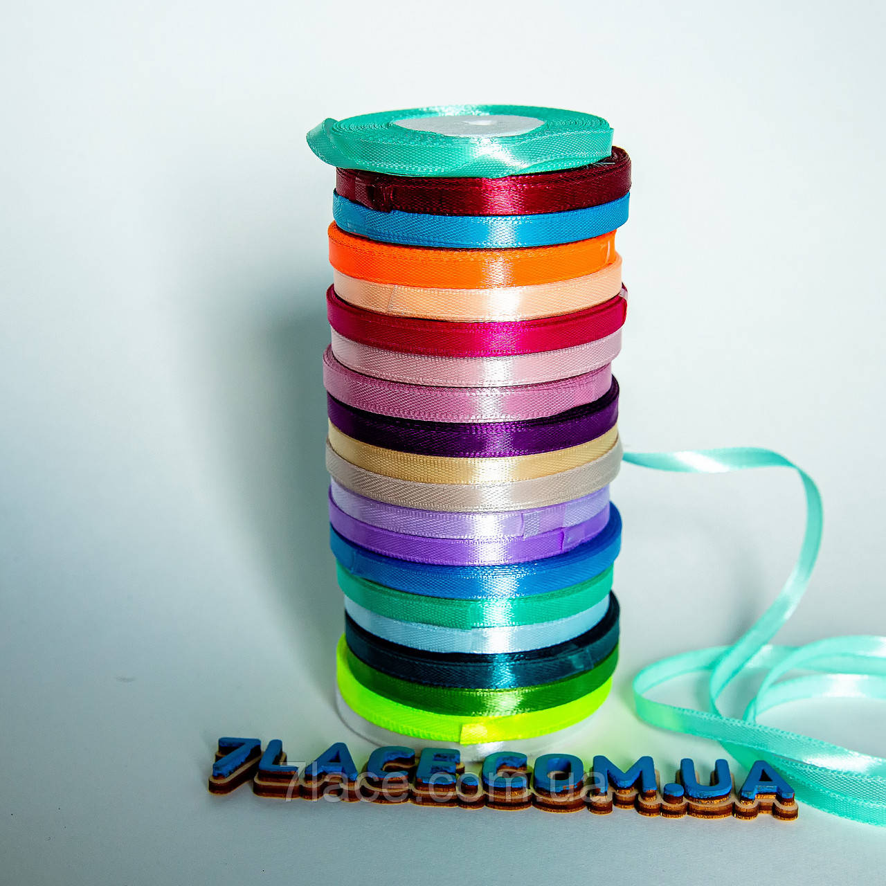 Стрічка атласна однотонна/МІКС ЦВЕТІВ/ширина 0,6 см/43 бобіни по 23 метри