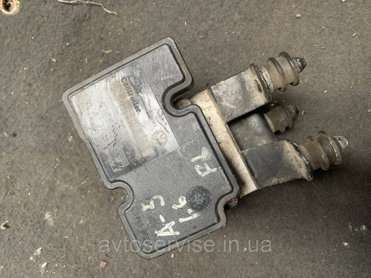 Блок ABC Skoda Octavia A5 1.6 FL 1K0 907 379 AK