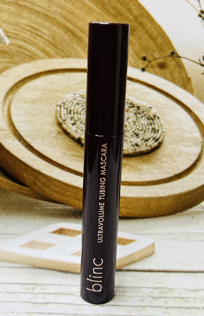 Об'ємна ультрачорна напівматова туш Blinc UltraVolume Tubing Mascara