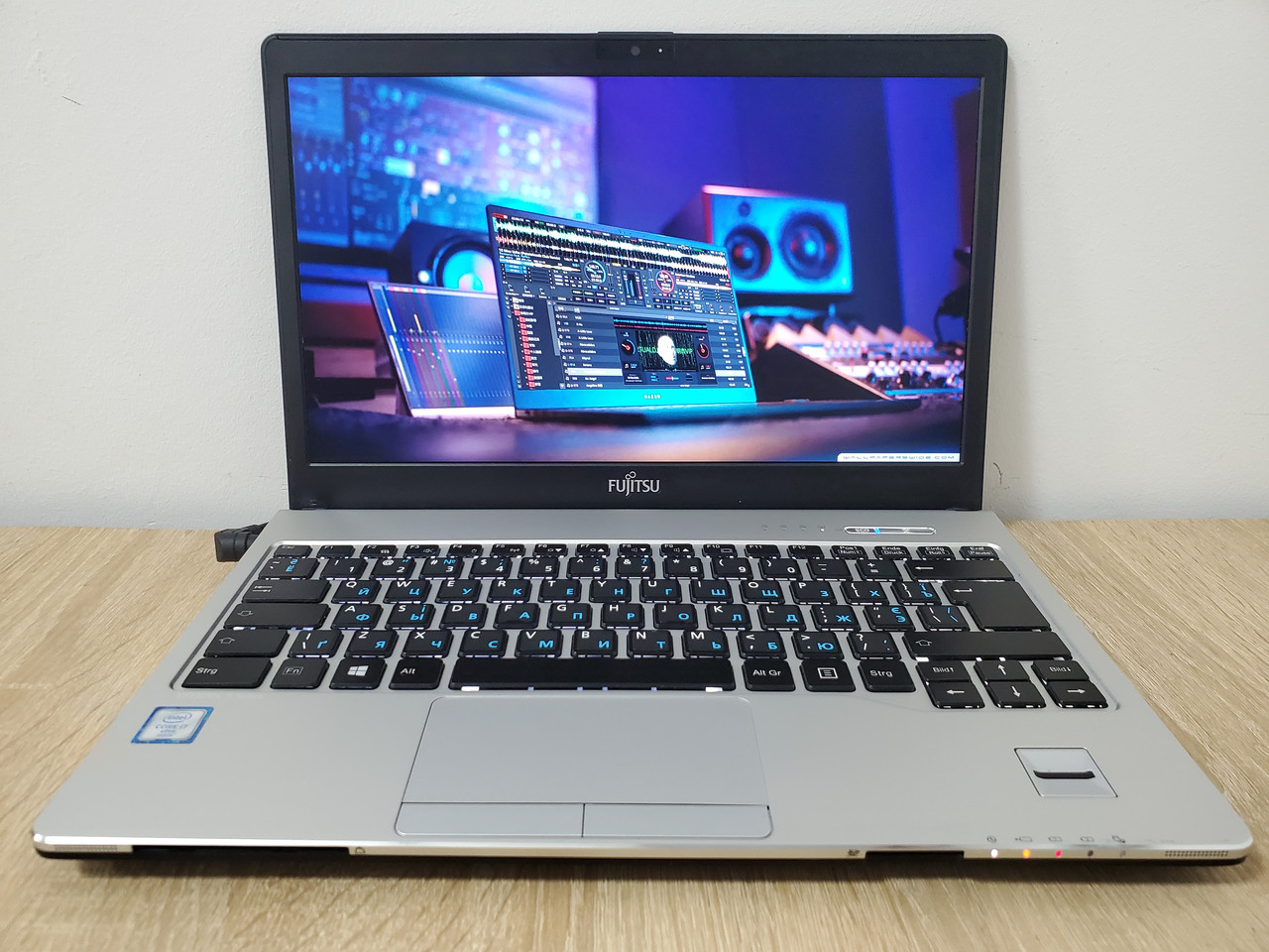 Ультрабук Fujitsu LifeBook S936, 13.3" IPS, Intel Core i5-6300U, DDR4 8ГБ, SSD 128ГБ M2, LTE, Win 10 Pro, фото 1