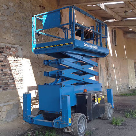 Самохідний ножичний підйомник Genie GS4069BE 2014 б/в, фото 1