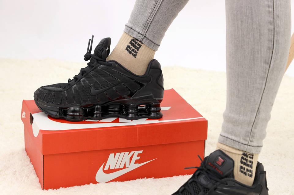 Женские кроссовки Nike Shox TL Triple Black ALL06936 - купить по
