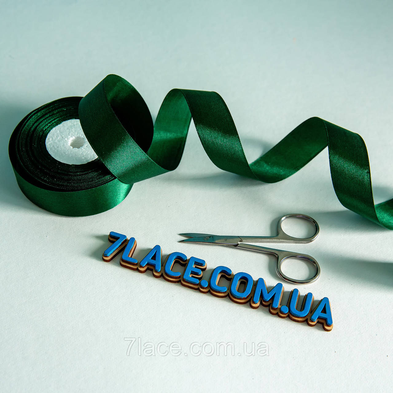 Стрічка атласна однотонна/колір ІЗУМРУДНИЙ/ширина 2,5 см/бобіна 23 м, фото 1