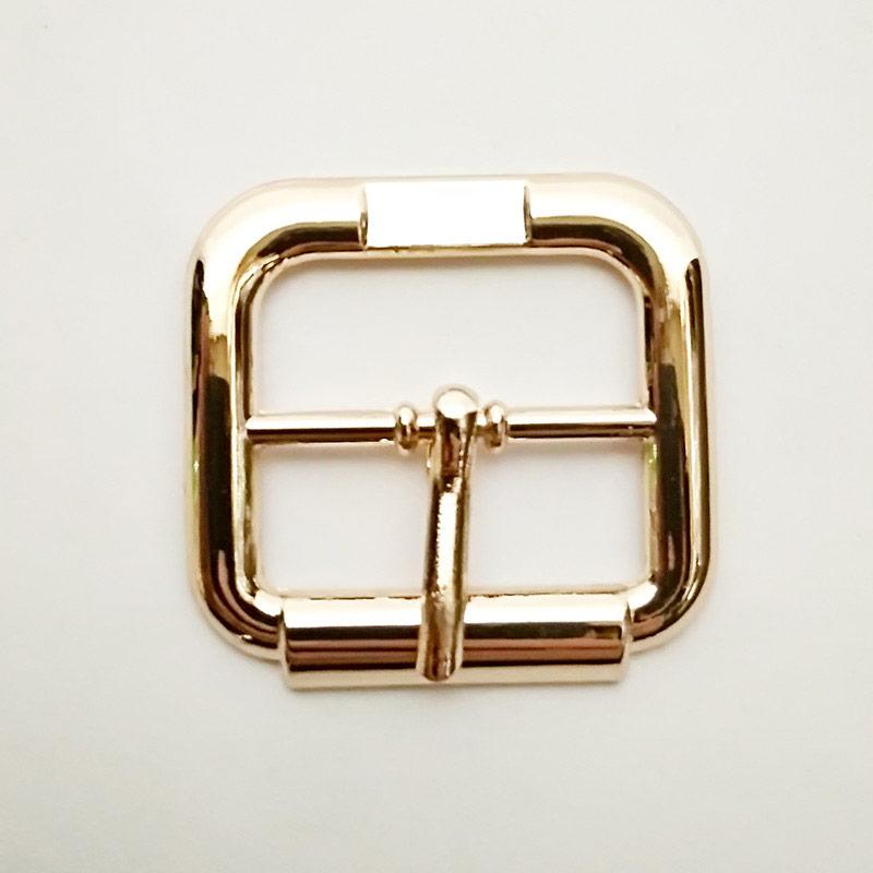 Пряжка для одягу (100 шт) 20 мм.