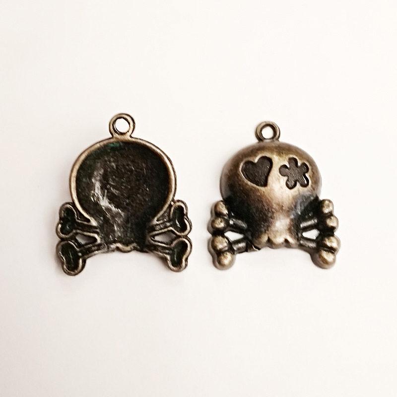 Прикраса для сумок "Череп" (100 шт).