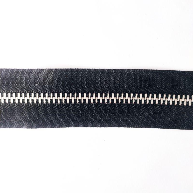 Змійка рулонна чорна, металева №5 (100 м). Сатін матовий.