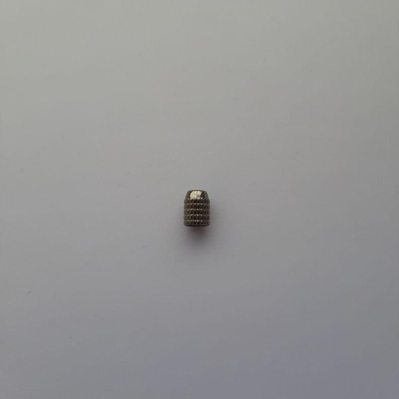 Наконечник на шнур (1000 шт).