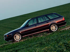 BMW M5 E34 (1988–1995)
