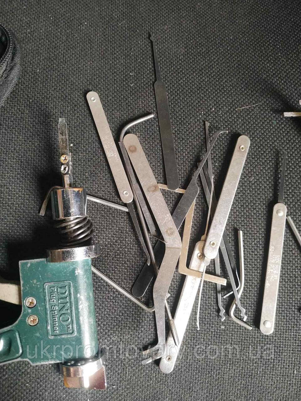 Набор отмычек для аварийного вскрытия замков 61 in 1 + Dino spinner б/у ...