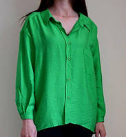 Удлиненная рубашка свободного кроя из натуральной жатой ткани с выточками на спине оверсайз зеленый