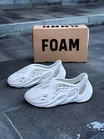 Adidas Yeezy Foam Runner White Тапочки мужские уличные белые. Адидас Изи Фоам Раннер Вайт Летние мужские тапки