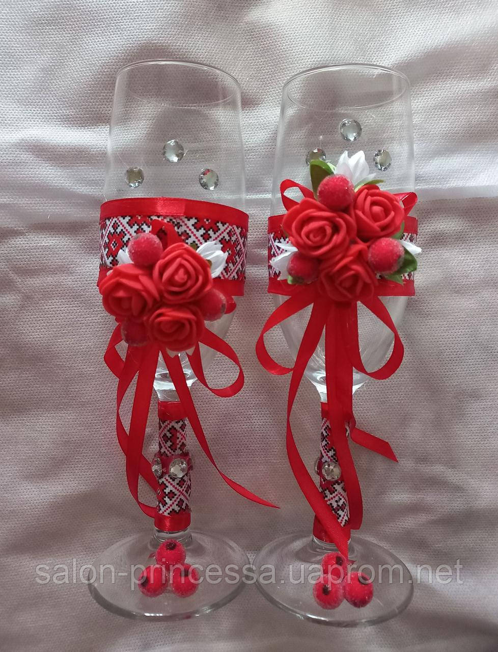 Свадебные бокалы в украинском стиле Красные - фото 1 - id-p1647462105