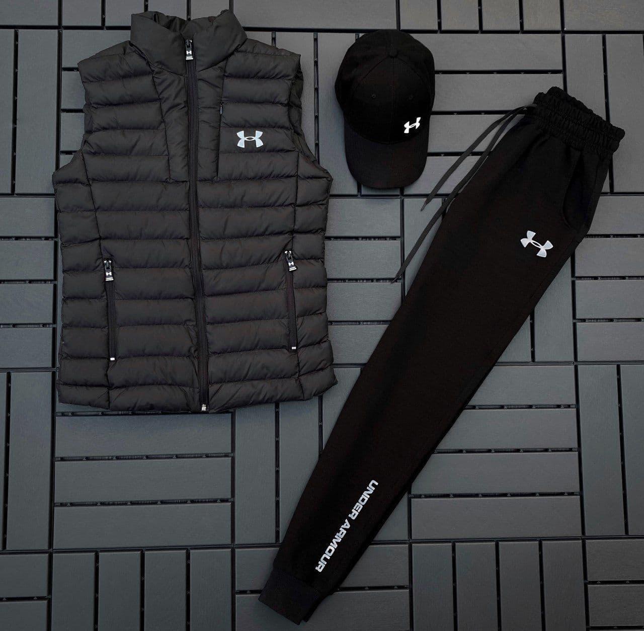 Чоловічий спортивний костюм Under Armour жилетка і штани + кепка ̄ Комплект Андер Армор без капюшона чорний