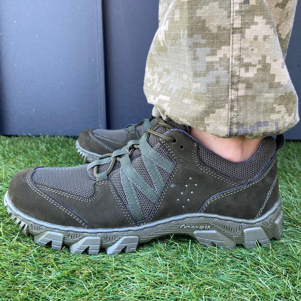 Тактичні берци з нубука, оливкового кольору