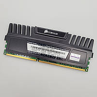 Игровая оперативная память Corsair DDR3 4Gb 1600MHz PC3 12800U 2R8 CL9 (CMZ24GX3M6A1600C9) Б/У