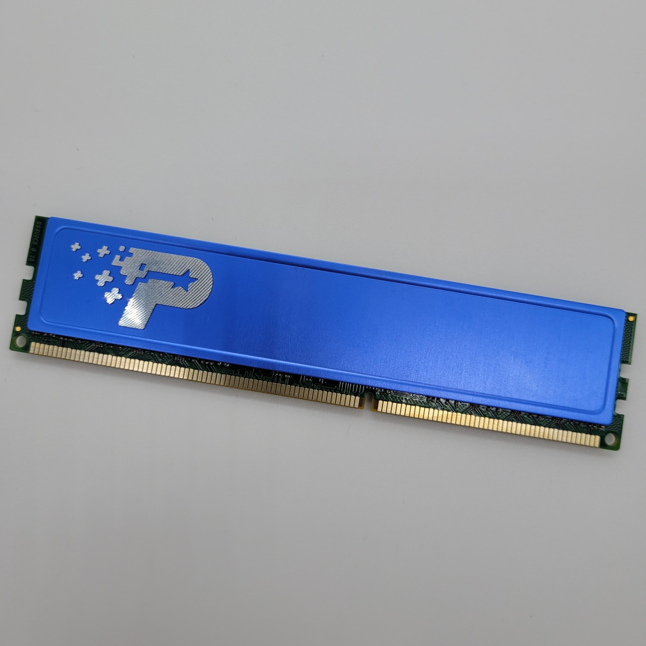 Ігрова оперативна пам'ять Patriot DDR3 4Gb 1333MHz PC3-10600U 2R8 CL9 (PSD34G13332H) Б/В
