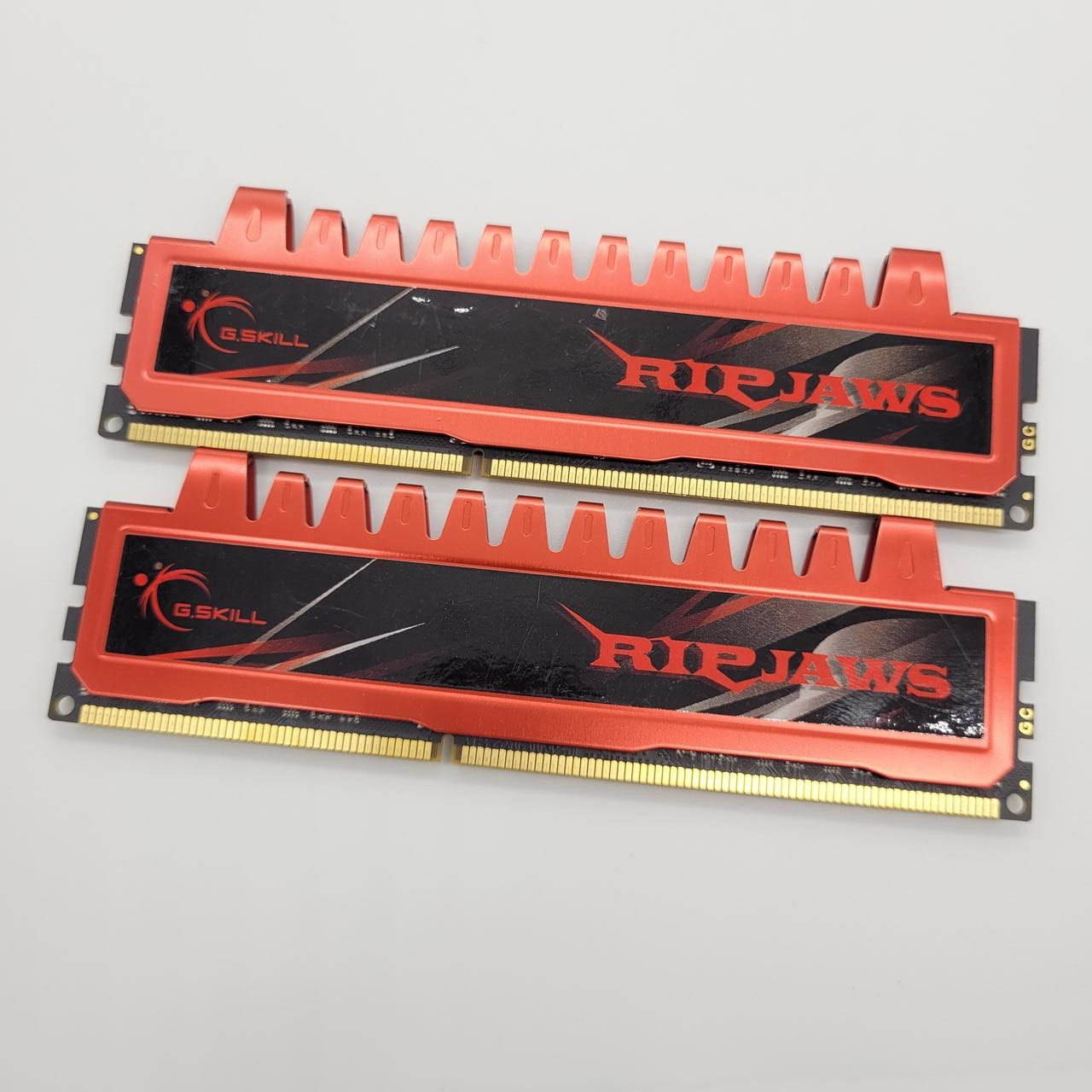 Оперативна пам'ять G.Skill RipjawsX DDR3 8Gb (2x4Gb) 1333MHz PC3-10666U CL7 1R8 (F3-10666CL7D-8GBXH) Б/В